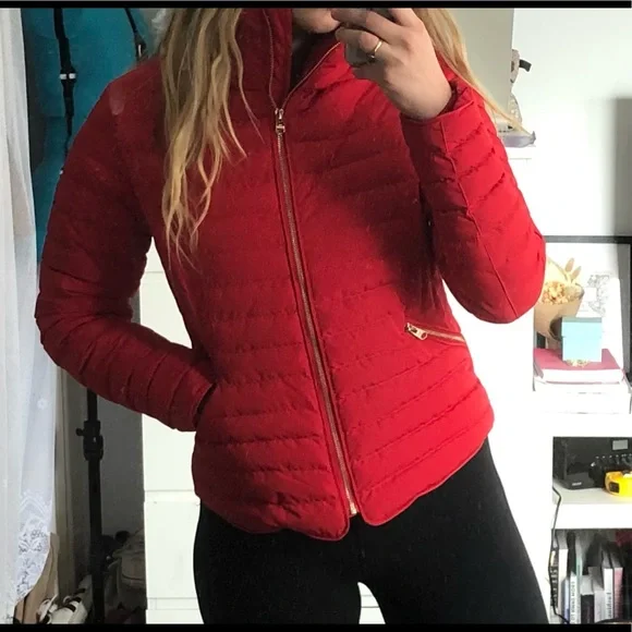 Red puffer jacket with gold zippers - Picture 2 of 2